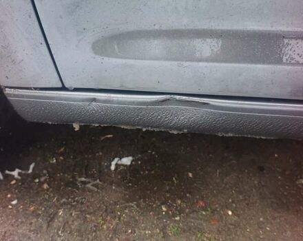 Серый Фольксваген Туран, объемом двигателя 1.6 л и пробегом 336 тыс. км за 9800 $, фото 12 на Automoto.ua