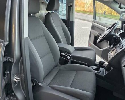 Серый Фольксваген Туран, объемом двигателя 1.6 л и пробегом 233 тыс. км за 8800 $, фото 32 на Automoto.ua