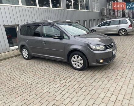Серый Фольксваген Туран, объемом двигателя 1.6 л и пробегом 254 тыс. км за 10200 $, фото 2 на Automoto.ua
