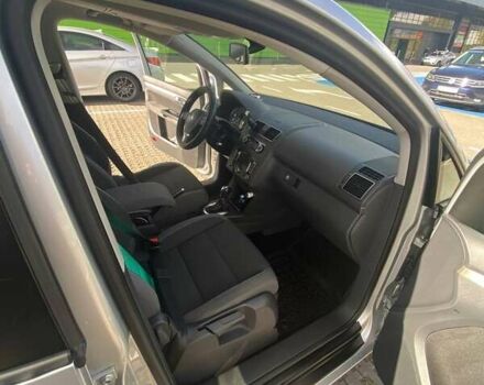 Серый Фольксваген Туран, объемом двигателя 1.6 л и пробегом 250 тыс. км за 10750 $, фото 14 на Automoto.ua