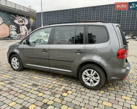 Сірий Фольксваген Туран, об'ємом двигуна 1.6 л та пробігом 244 тис. км за 10550 $, фото 9 на Automoto.ua