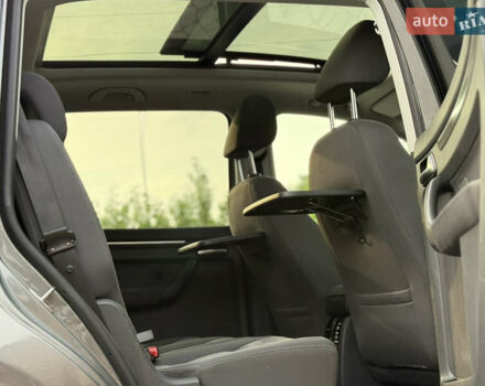 Сірий Фольксваген Туран, об'ємом двигуна 1.4 л та пробігом 217 тис. км за 9750 $, фото 22 на Automoto.ua