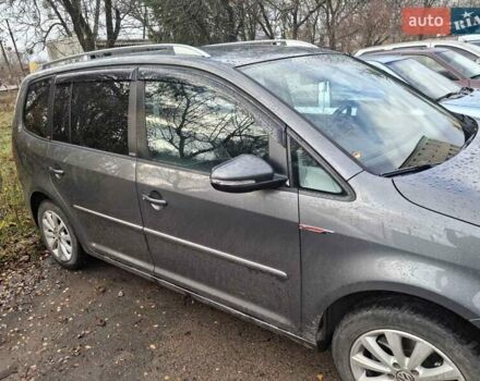 Серый Фольксваген Туран, объемом двигателя 2 л и пробегом 220 тыс. км за 11800 $, фото 15 на Automoto.ua