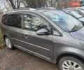 Серый Фольксваген Туран, объемом двигателя 2 л и пробегом 220 тыс. км за 11800 $, фото 15 на Automoto.ua