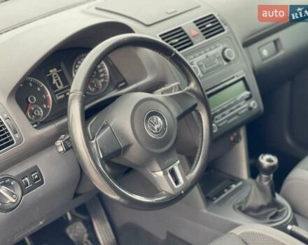 Серый Фольксваген Туран, объемом двигателя 1.39 л и пробегом 239 тыс. км за 7999 $, фото 21 на Automoto.ua