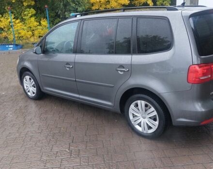 Серый Фольксваген Туран, объемом двигателя 1.6 л и пробегом 264 тыс. км за 10300 $, фото 1 на Automoto.ua