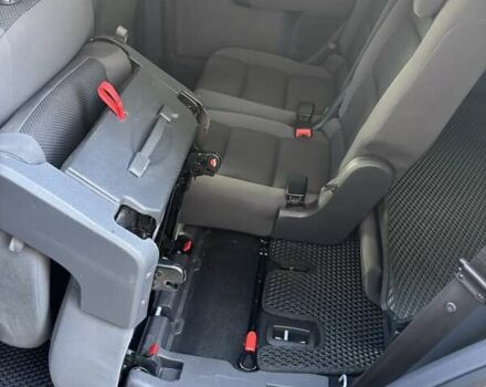 Серый Фольксваген Туран, объемом двигателя 1.6 л и пробегом 172 тыс. км за 11800 $, фото 18 на Automoto.ua