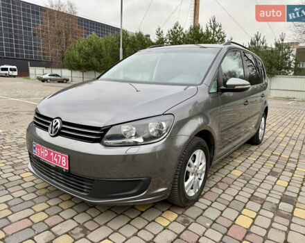 Сірий Фольксваген Туран, об'ємом двигуна 1.6 л та пробігом 244 тис. км за 10550 $, фото 2 на Automoto.ua