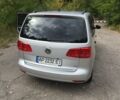 Сірий Фольксваген Туран, об'ємом двигуна 1.4 л та пробігом 150 тис. км за 11999 $, фото 1 на Automoto.ua