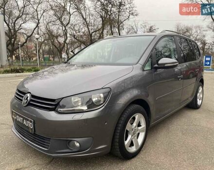 Серый Фольксваген Туран, объемом двигателя 1.39 л и пробегом 174 тыс. км за 10200 $, фото 3 на Automoto.ua