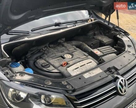 Серый Фольксваген Туран, объемом двигателя 1.4 л и пробегом 220 тыс. км за 10500 $, фото 53 на Automoto.ua