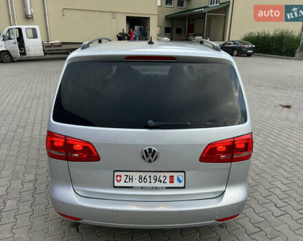 Серый Фольксваген Туран, объемом двигателя 1.4 л и пробегом 223 тыс. км за 7850 $, фото 16 на Automoto.ua