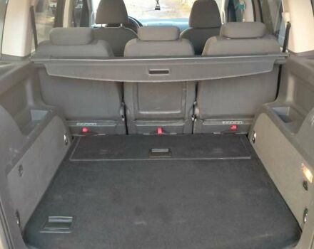 Серый Фольксваген Туран, объемом двигателя 1.6 л и пробегом 272 тыс. км за 9600 $, фото 9 на Automoto.ua