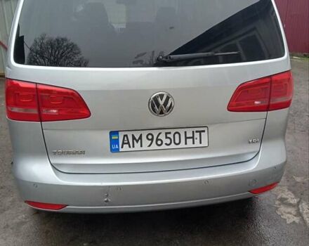 Серый Фольксваген Туран, объемом двигателя 1.6 л и пробегом 270 тыс. км за 9999 $, фото 3 на Automoto.ua
