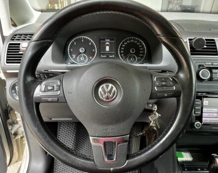 Серый Фольксваген Туран, объемом двигателя 1.6 л и пробегом 246 тыс. км за 9500 $, фото 10 на Automoto.ua