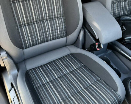 Сірий Фольксваген Туран, об'ємом двигуна 2 л та пробігом 346 тис. км за 12800 $, фото 40 на Automoto.ua