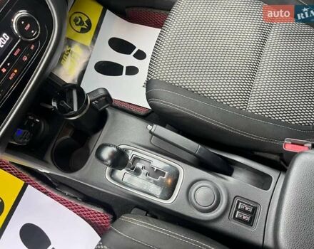 Серый Фольксваген Туран, объемом двигателя 1.39 л и пробегом 224 тыс. км за 7500 $, фото 12 на Automoto.ua