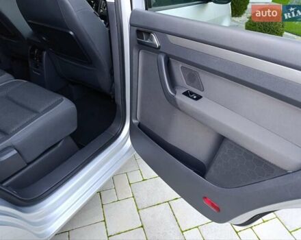 Серый Фольксваген Туран, объемом двигателя 1.6 л и пробегом 215 тыс. км за 10900 $, фото 19 на Automoto.ua