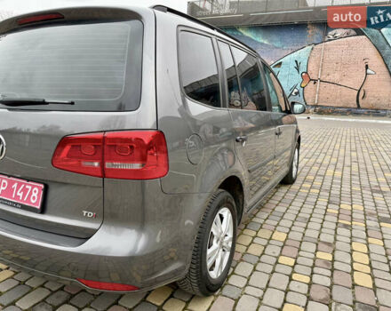 Сірий Фольксваген Туран, об'ємом двигуна 1.6 л та пробігом 244 тис. км за 10550 $, фото 18 на Automoto.ua