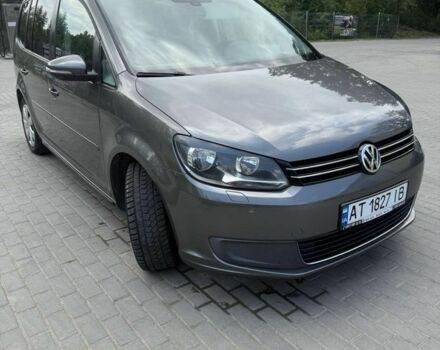 Серый Фольксваген Туран, объемом двигателя 1.6 л и пробегом 284 тыс. км за 10250 $, фото 1 на Automoto.ua