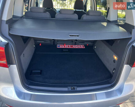 Серый Фольксваген Туран, объемом двигателя 2 л и пробегом 252 тыс. км за 11750 $, фото 19 на Automoto.ua