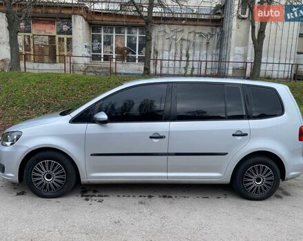 Сірий Фольксваген Туран, об'ємом двигуна 1.6 л та пробігом 237 тис. км за 11500 $, фото 2 на Automoto.ua