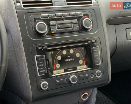 Серый Фольксваген Туран, объемом двигателя 1.6 л и пробегом 285 тыс. км за 10699 $, фото 46 на Automoto.ua
