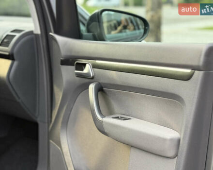 Сірий Фольксваген Туран, об'ємом двигуна 1.4 л та пробігом 217 тис. км за 9750 $, фото 28 на Automoto.ua