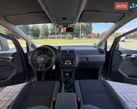 Серый Фольксваген Туран, объемом двигателя 1.39 л и пробегом 183 тыс. км за 8999 $, фото 38 на Automoto.ua
