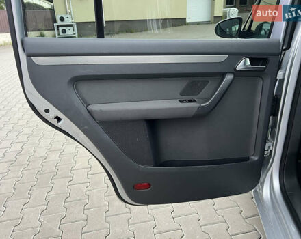 Сірий Фольксваген Туран, об'ємом двигуна 1.4 л та пробігом 223 тис. км за 7750 $, фото 76 на Automoto.ua