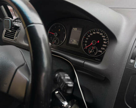 Сірий Фольксваген Туран, об'ємом двигуна 1.39 л та пробігом 227 тис. км за 10500 $, фото 6 на Automoto.ua