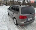 Сірий Фольксваген Туран, об'ємом двигуна 1.6 л та пробігом 277 тис. км за 8600 $, фото 1 на Automoto.ua