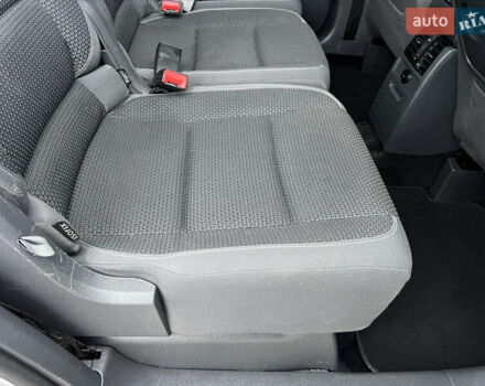 Сірий Фольксваген Туран, об'ємом двигуна 1.4 л та пробігом 223 тис. км за 7750 $, фото 71 на Automoto.ua