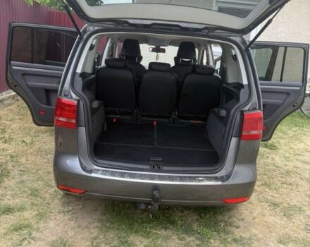 Серый Фольксваген Туран, объемом двигателя 1.6 л и пробегом 284 тыс. км за 10250 $, фото 7 на Automoto.ua