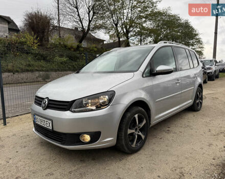 Серый Фольксваген Туран, объемом двигателя 1.4 л и пробегом 300 тыс. км за 7000 $, фото 1 на Automoto.ua
