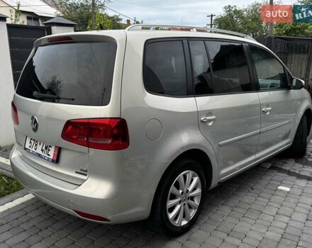 Серый Фольксваген Туран, объемом двигателя 1.6 л и пробегом 287 тыс. км за 9500 $, фото 2 на Automoto.ua