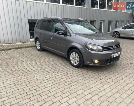 Серый Фольксваген Туран, объемом двигателя 1.6 л и пробегом 254 тыс. км за 10200 $, фото 1 на Automoto.ua