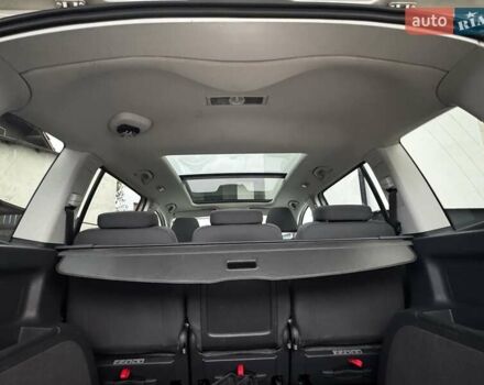 Серый Фольксваген Туран, объемом двигателя 1.6 л и пробегом 287 тыс. км за 9500 $, фото 10 на Automoto.ua