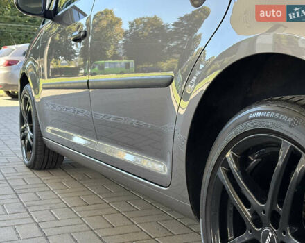 Серый Фольксваген Туран, объемом двигателя 1.39 л и пробегом 183 тыс. км за 8999 $, фото 11 на Automoto.ua