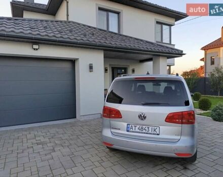 Серый Фольксваген Туран, объемом двигателя 1.6 л и пробегом 215 тыс. км за 10900 $, фото 12 на Automoto.ua