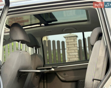 Сірий Фольксваген Туран, об'ємом двигуна 1.4 л та пробігом 217 тис. км за 9750 $, фото 18 на Automoto.ua