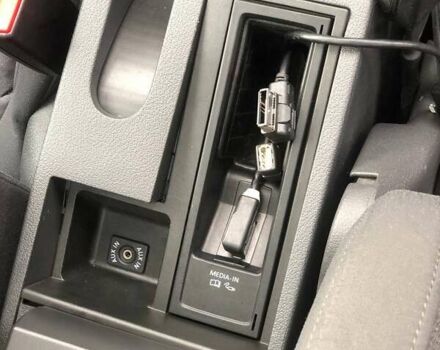 Серый Фольксваген Туран, объемом двигателя 1.4 л и пробегом 220 тыс. км за 10500 $, фото 29 на Automoto.ua