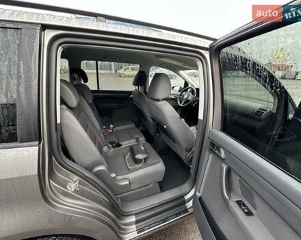 Сірий Фольксваген Туран, об'ємом двигуна 1.4 л та пробігом 215 тис. км за 9100 $, фото 17 на Automoto.ua