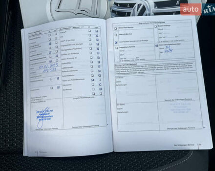 Сірий Фольксваген Туран, об'ємом двигуна 2 л та пробігом 176 тис. км за 12600 $, фото 182 на Automoto.ua