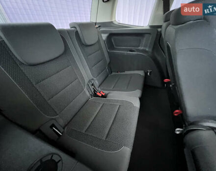 Серый Фольксваген Туран, объемом двигателя 1.4 л и пробегом 223 тыс. км за 7850 $, фото 96 на Automoto.ua