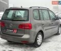 Сірий Фольксваген Туран, об'ємом двигуна 1.6 л та пробігом 276 тис. км за 8990 $, фото 7 на Automoto.ua