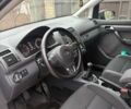 Сірий Фольксваген Туран, об'ємом двигуна 1.6 л та пробігом 245 тис. км за 9500 $, фото 27 на Automoto.ua