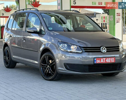 Серый Фольксваген Туран, объемом двигателя 1.39 л и пробегом 183 тыс. км за 8999 $, фото 3 на Automoto.ua