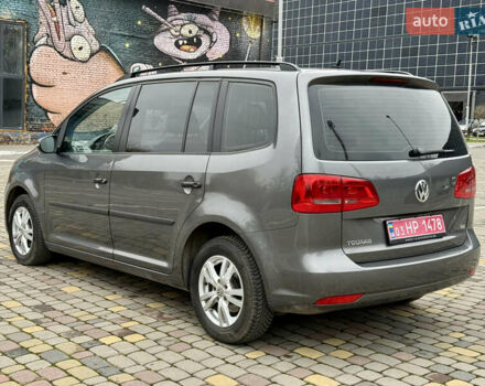 Сірий Фольксваген Туран, об'ємом двигуна 1.6 л та пробігом 244 тис. км за 10550 $, фото 26 на Automoto.ua