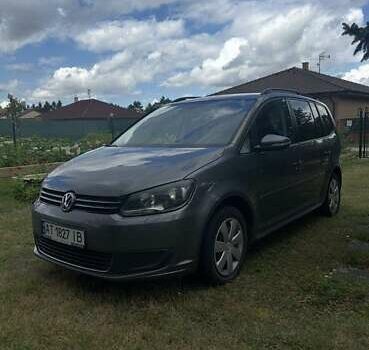 Сірий Фольксваген Туран, об'ємом двигуна 1.6 л та пробігом 284 тис. км за 10000 $, фото 1 на Automoto.ua